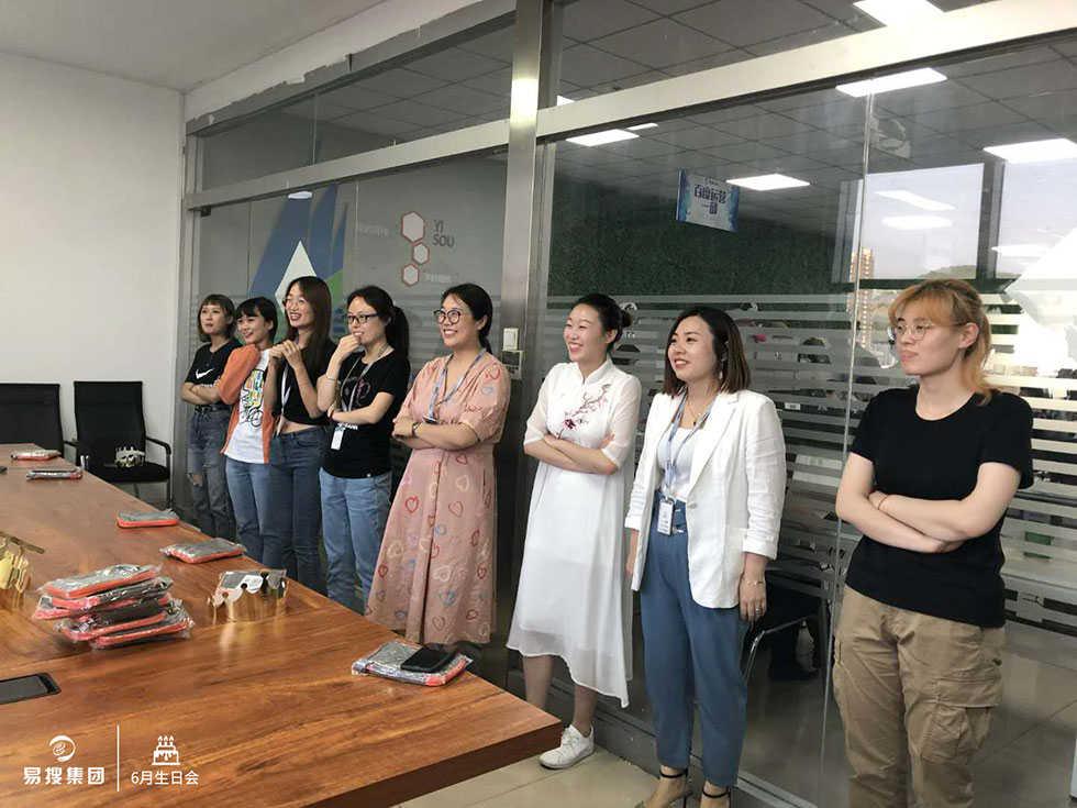 6月生日会角标-3.jpg